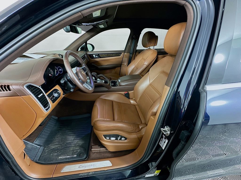 Used 2019 Porsche Cayenne image 28