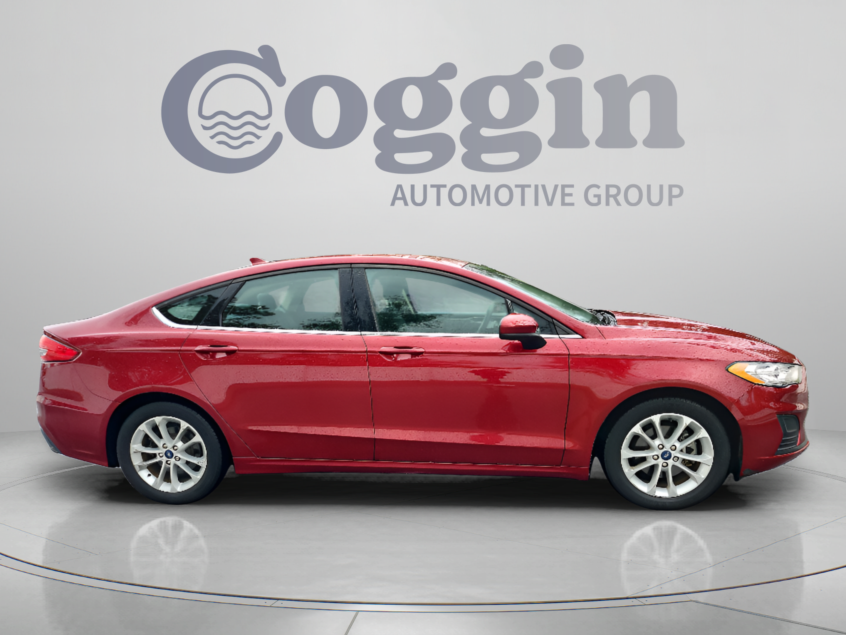 Used 2019 Ford Fusion SE FWD image 6