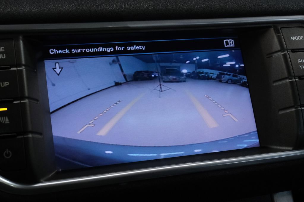 Used 2013 Land Rover Range Rover Evoque Pure Premium image 28