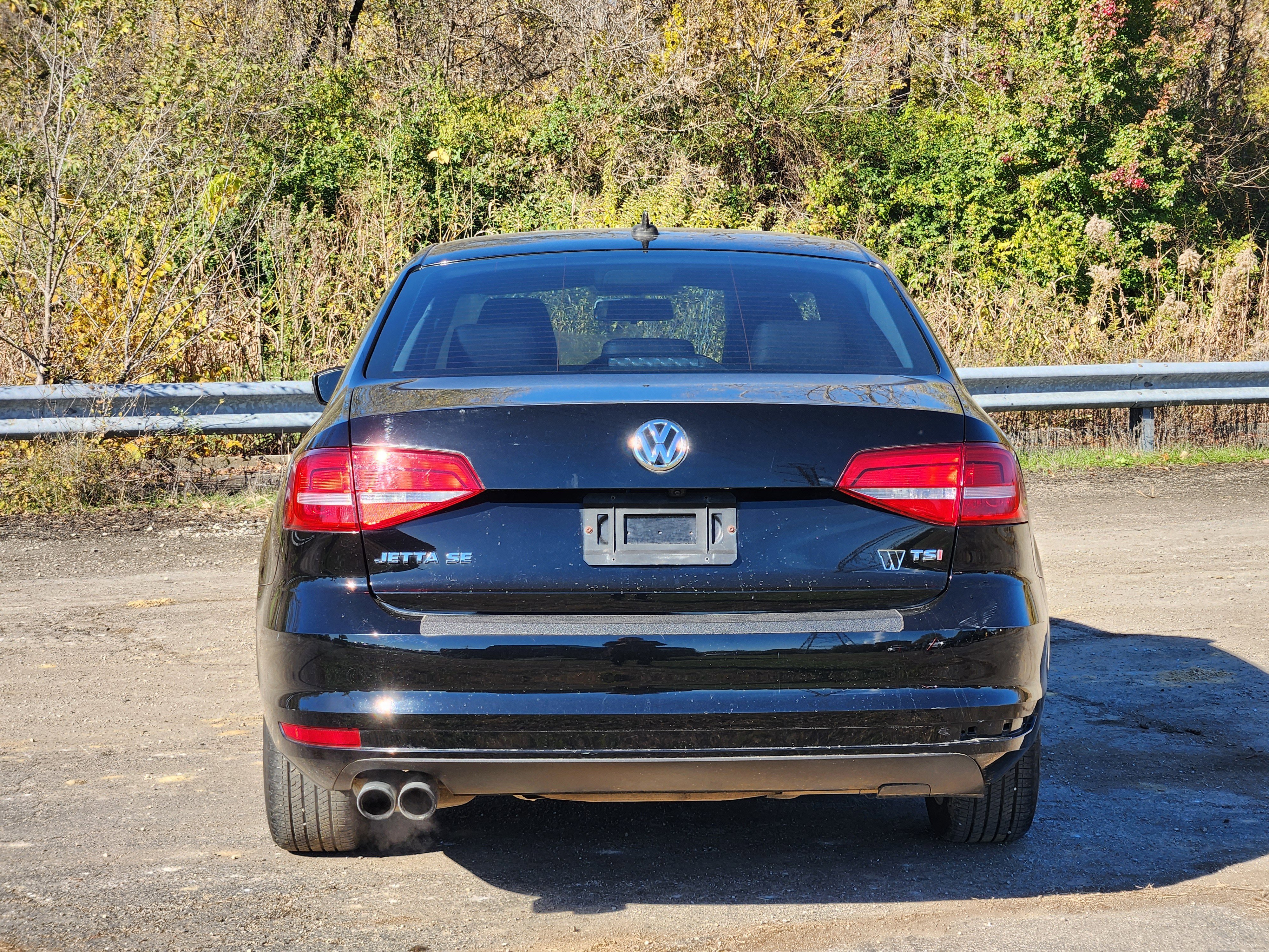 Used 2015 Volkswagen Jetta SE image 18