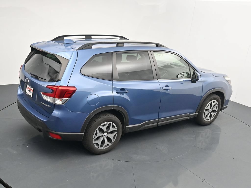 Used 2021 Subaru Forester Premium AWD/4WD image 30