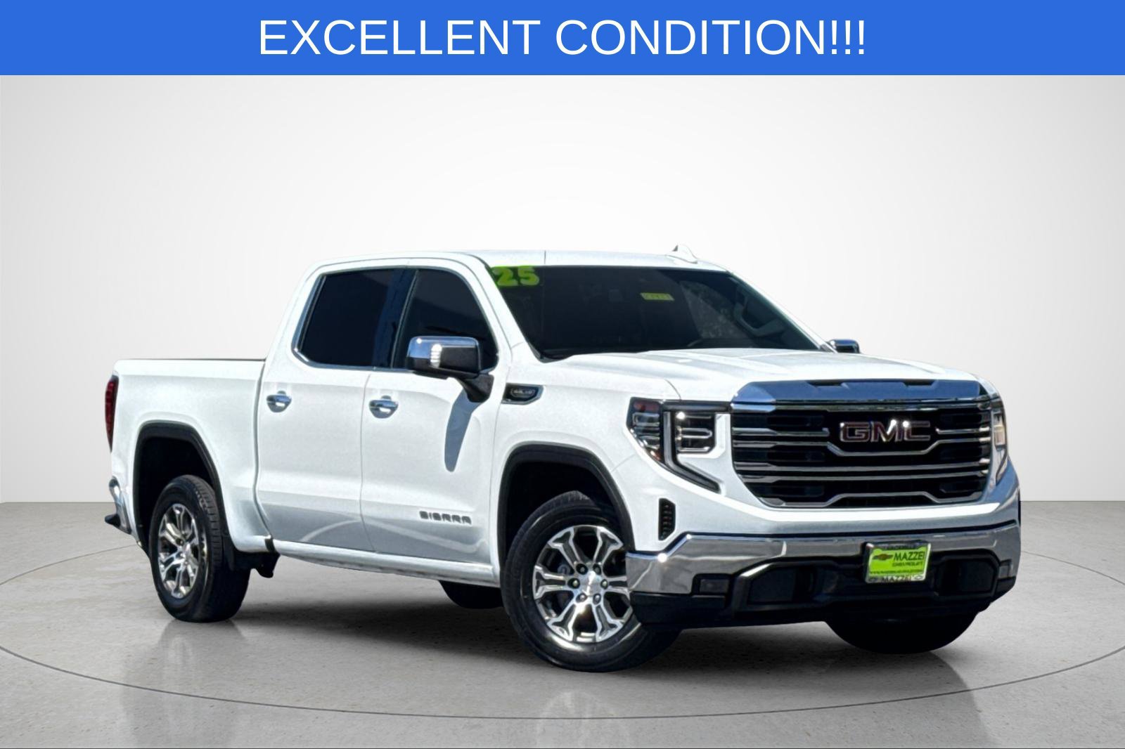 Used 2025 GMC Sierra 1500 SLT RWD image 2