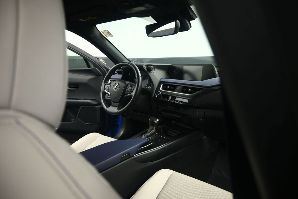 Used 2021 Lexus UX 250h w/ Premium Package AWD/4WD image 71
