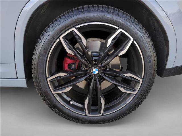Used 2022 BMW X4 M40i w/ Premium Package image 24