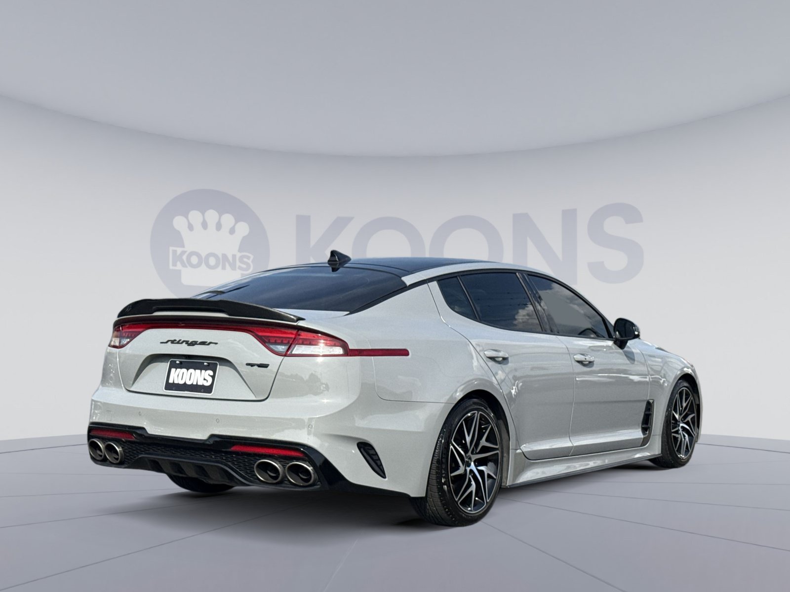 Used 2022 Kia Stinger GT-Line RWD image 7
