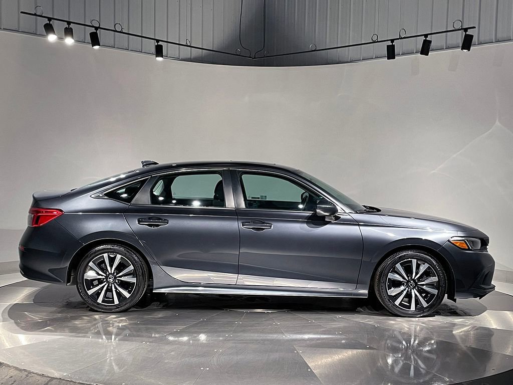 Used 2024 Honda Civic EX image 10