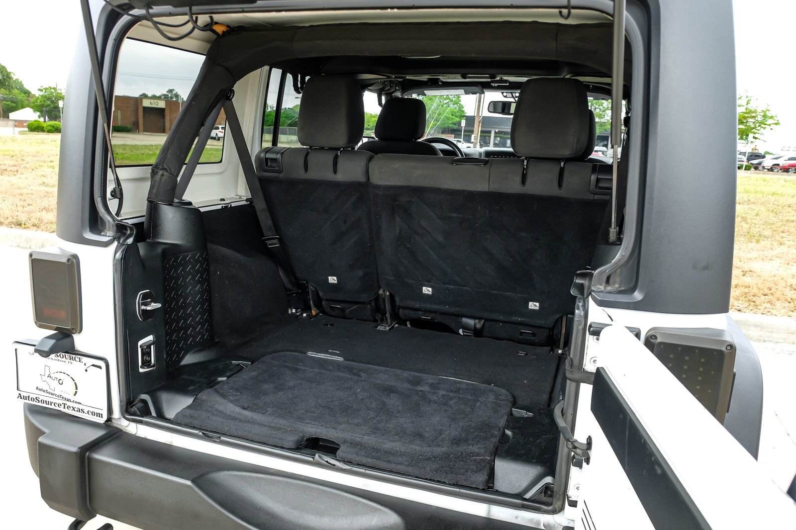 Used 2018 Jeep Wrangler Unlimited Sport S AWD/4WD image 48