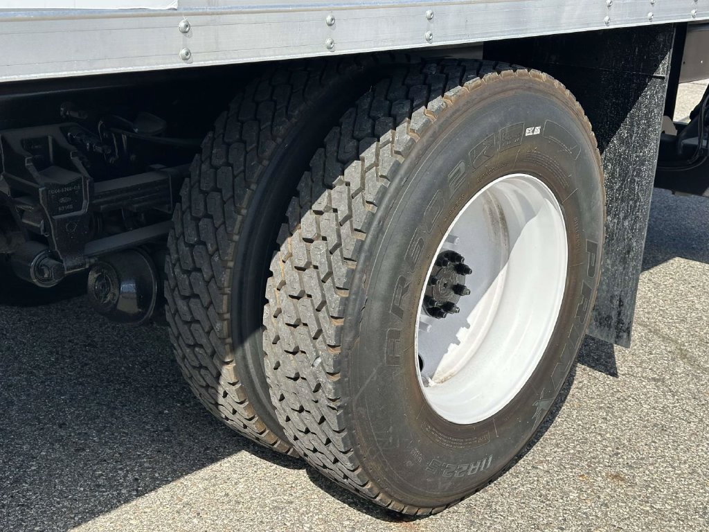 Used 2021 Ford F650 2WD Regular Cab Super Duty image 12