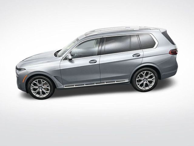 Used 2024 BMW X7 xDrive40i image 31