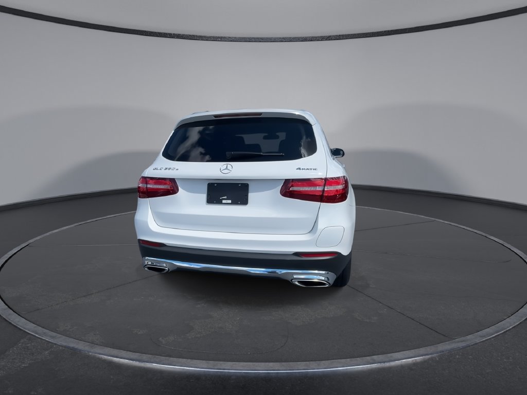 Used 2019 Mercedes-Benz GLC 350e 4MATIC image 7