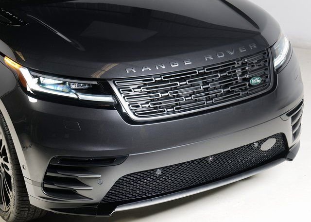 New 2026 Land Rover Range Rover Velar Dynamic SE image 27