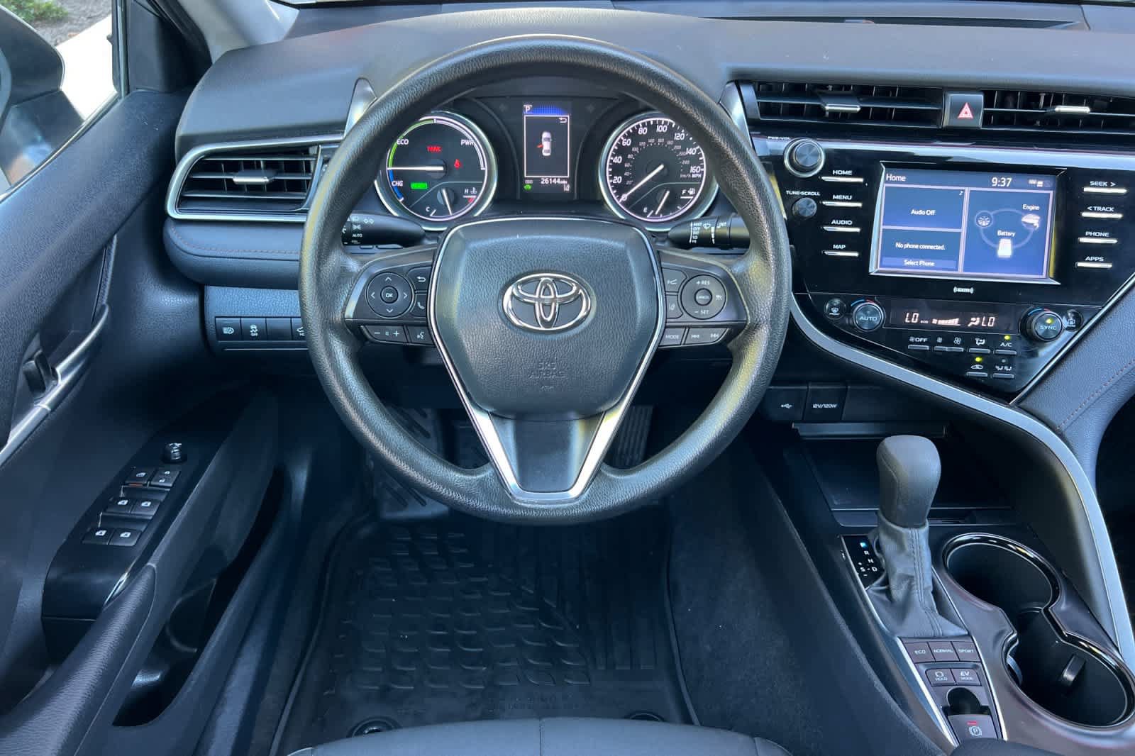 Used 2020 Toyota Camry LE FWD image 14