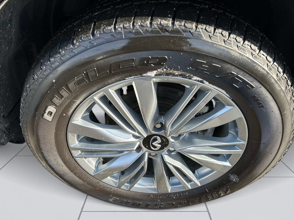 Used 2024 INFINITI QX80 Luxe AWD/4WD image 9