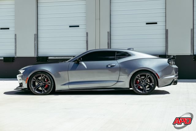 Used 2020 Chevrolet Camaro SS RWD image 52