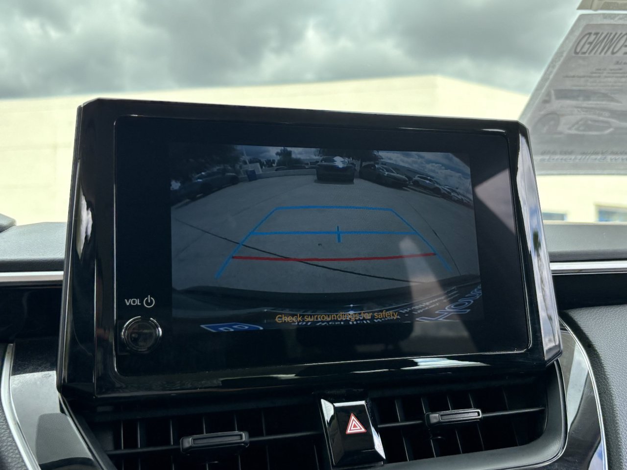 Used 2024 Toyota Corolla LE FWD image 21