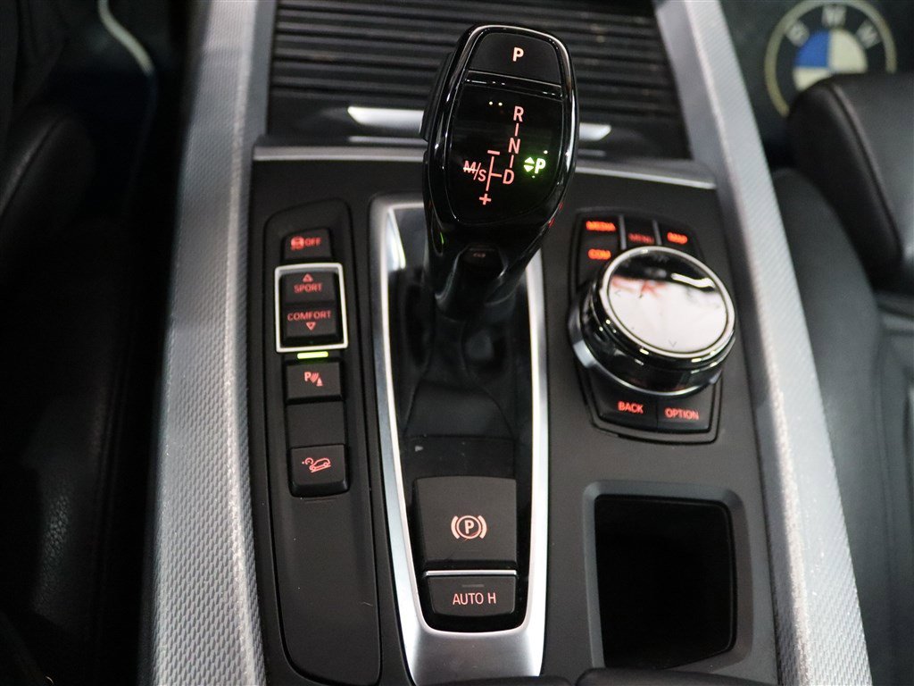 Used 2017 BMW X5 xDrive50i AWD/4WD image 40