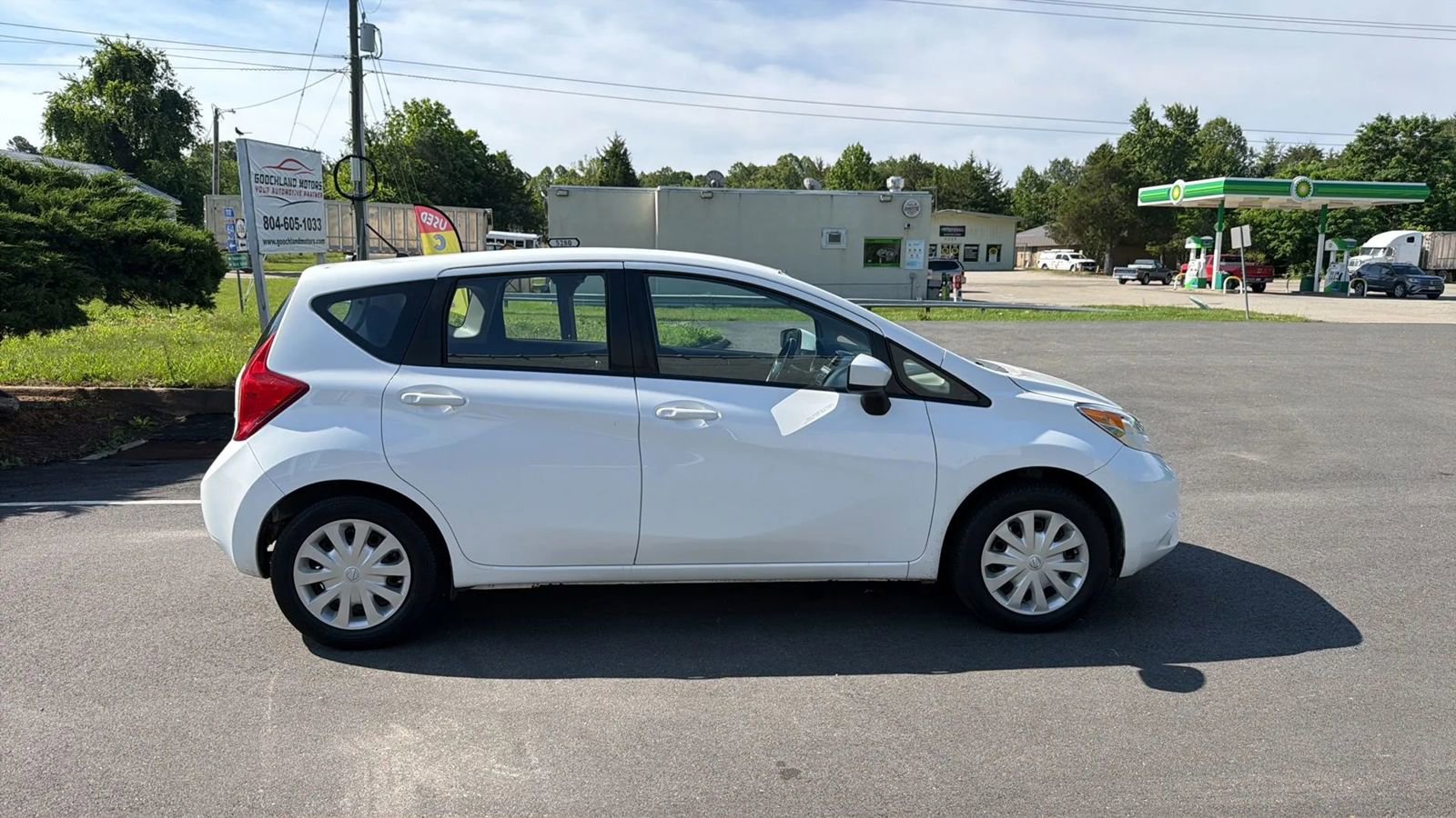 Used 2015 Nissan Versa Note SV FWD image 8