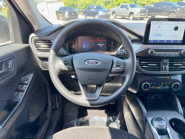 Used 2025 Ford Escape Active AWD/4WD image 16