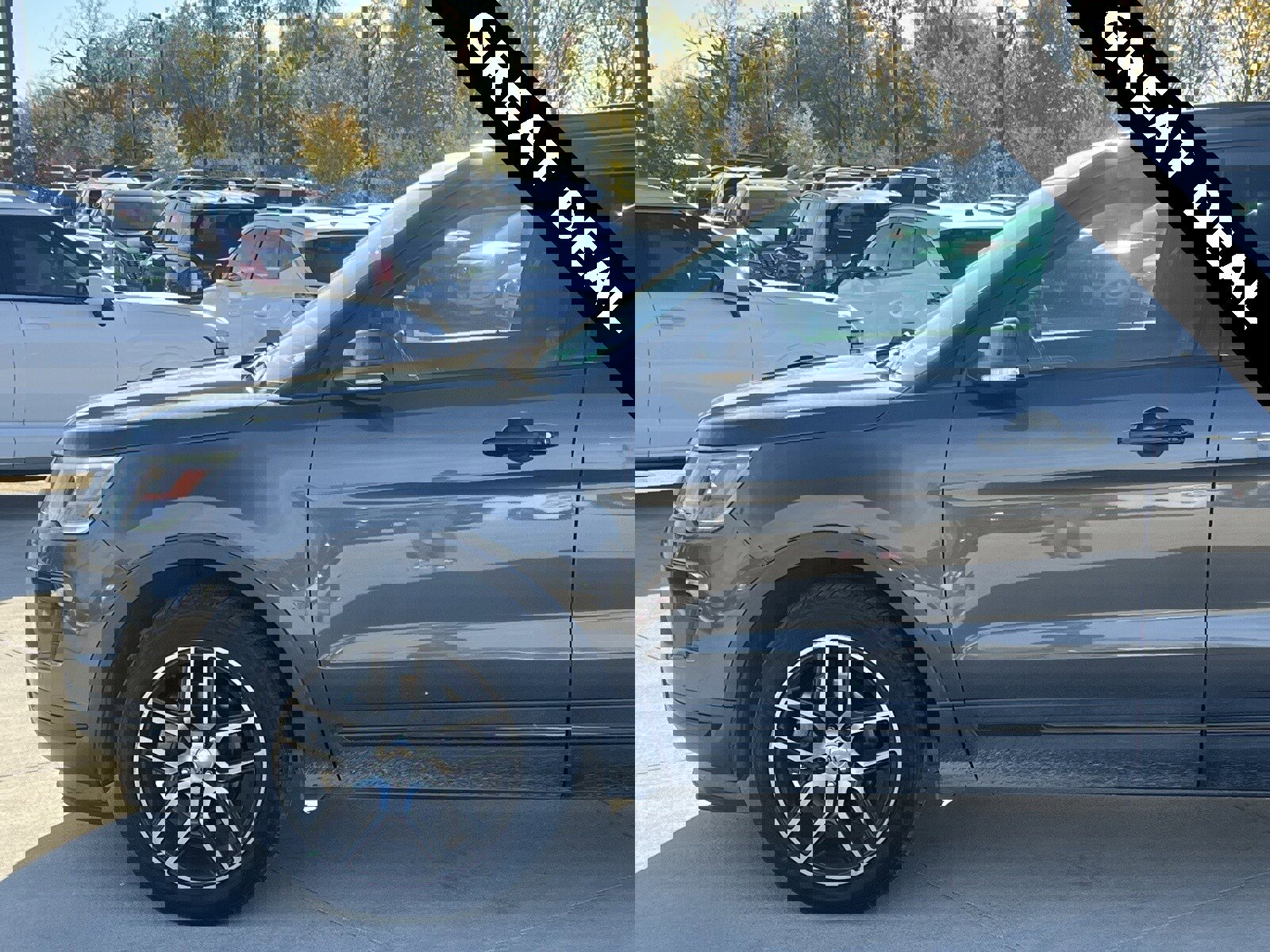 Used 2018 Ford Explorer Sport image 7