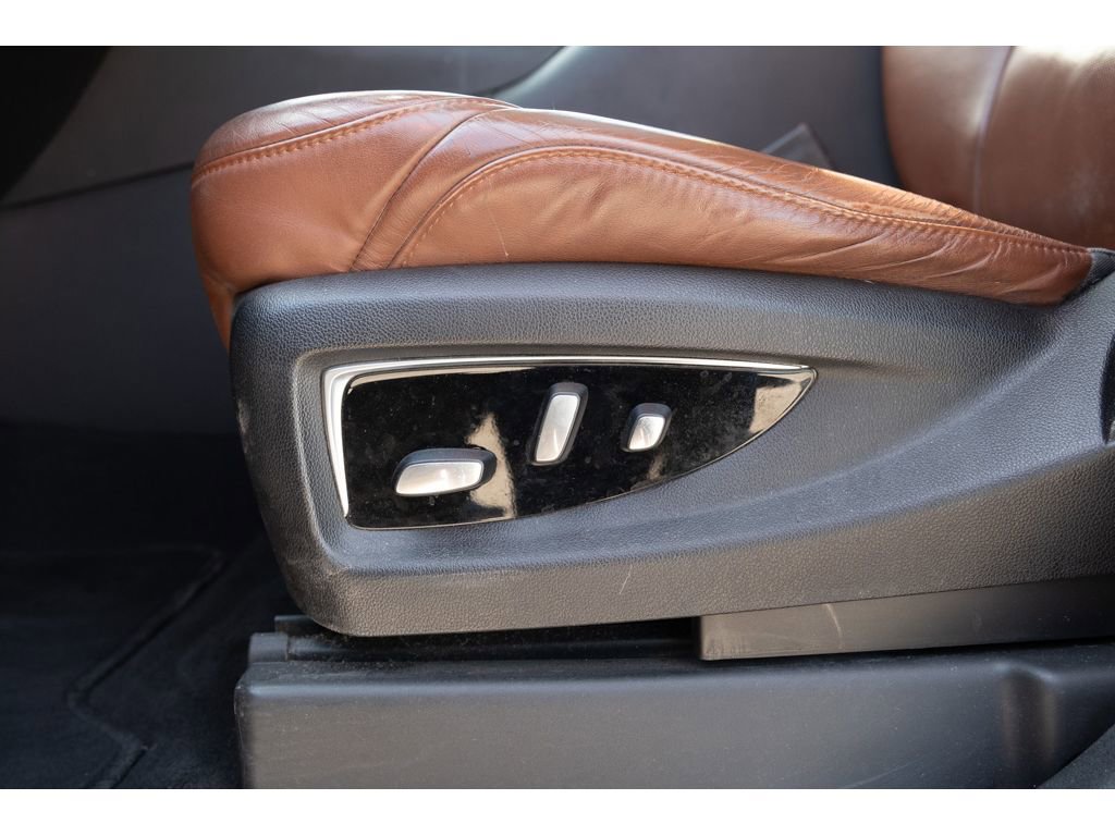 Used 2019 Cadillac Escalade Luxury image 15