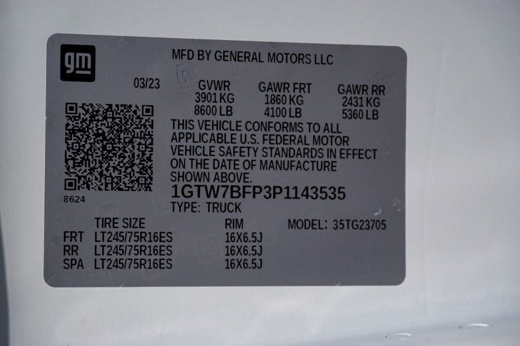 Used 2023 GMC Savana 2500 Extended image 23