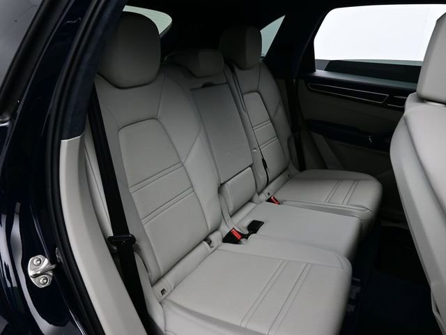 Certified 2021 Porsche Cayenne GTS AWD/4WD image 17