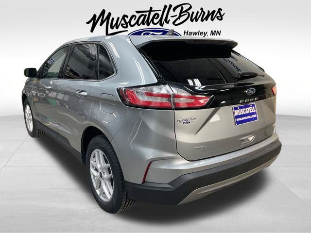 Used 2024 Ford Edge SEL w/ Convenience Package AWD/4WD image 3