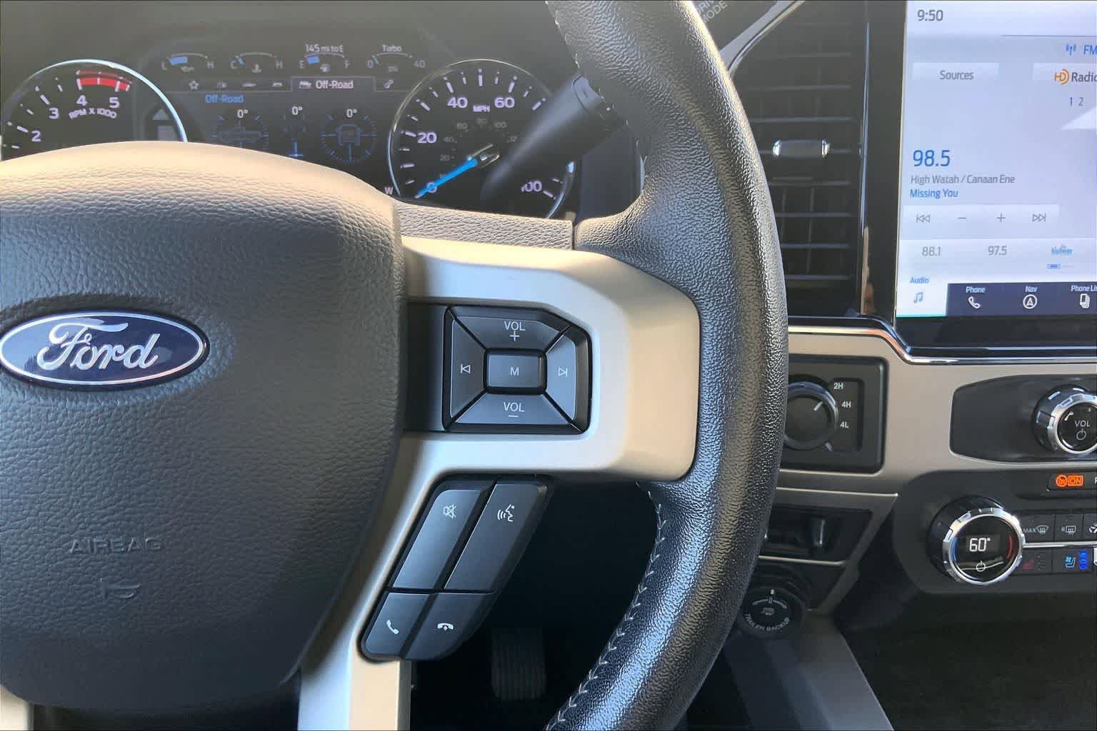 Used 2022 Ford F350 Lariat w/ Lariat Ultimate Package AWD/4WD image 26