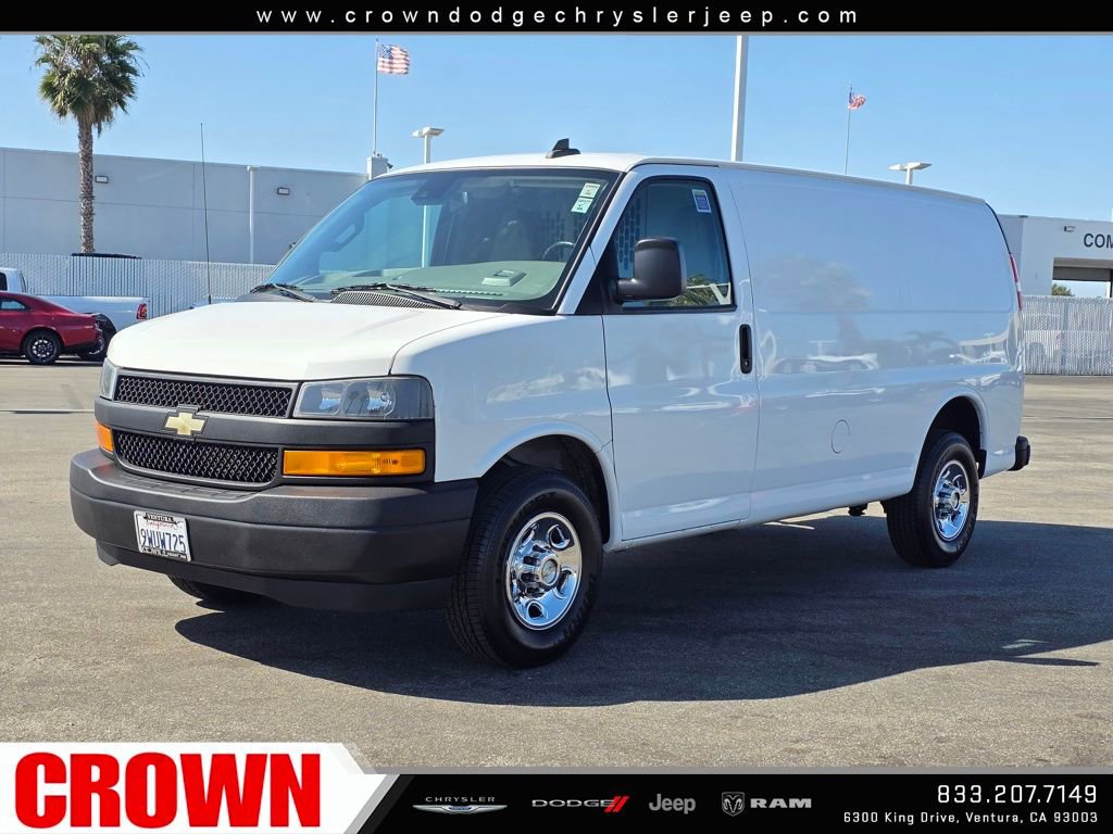 Used 2021 Chevrolet Express 2500 w/ Driver Convenience Package image 3