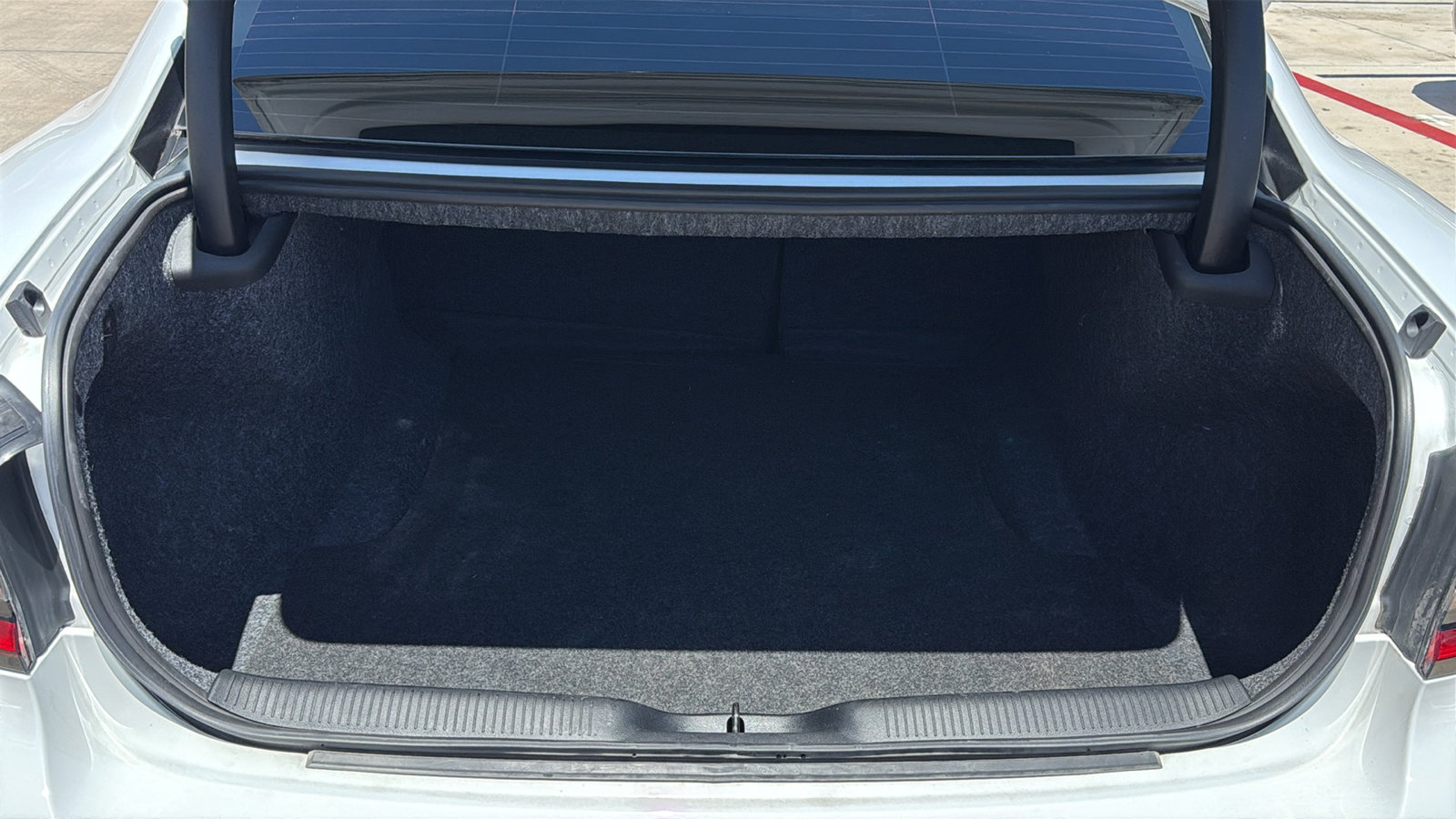 Certified 2023 Dodge Charger SXT RWD image 28