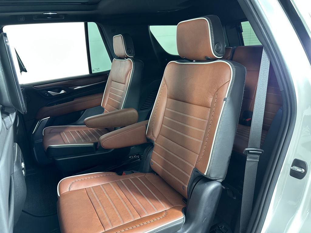 Used 2023 GMC Yukon Denali Ultimate image 19