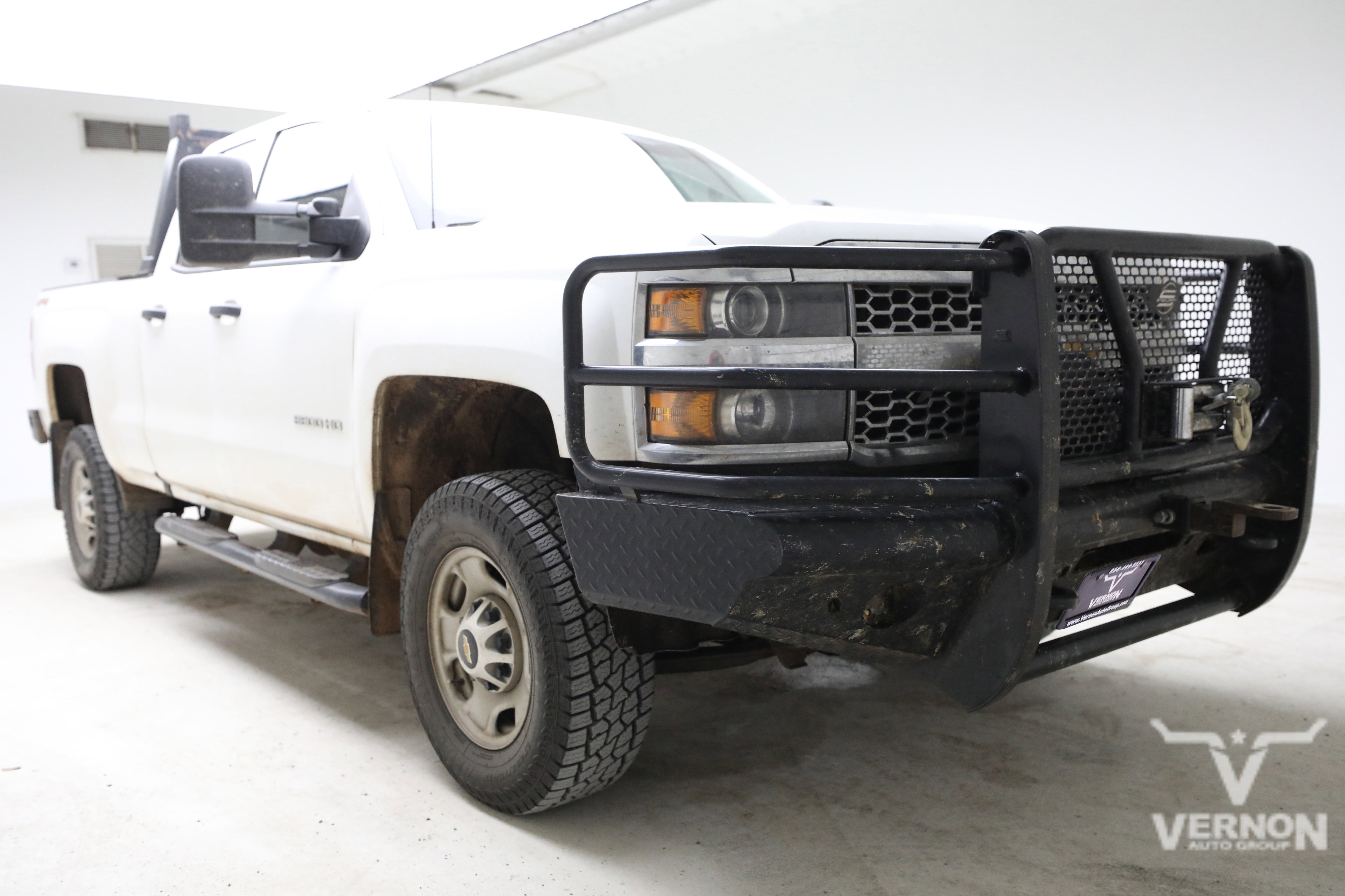 Used 2019 Chevrolet Silverado 2500 W/T w/ Snow Plow Prep Package AWD/4WD image 6
