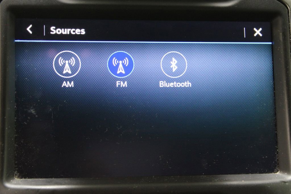 Used 2020 Chevrolet Silverado 1500 LT AWD/4WD image 29