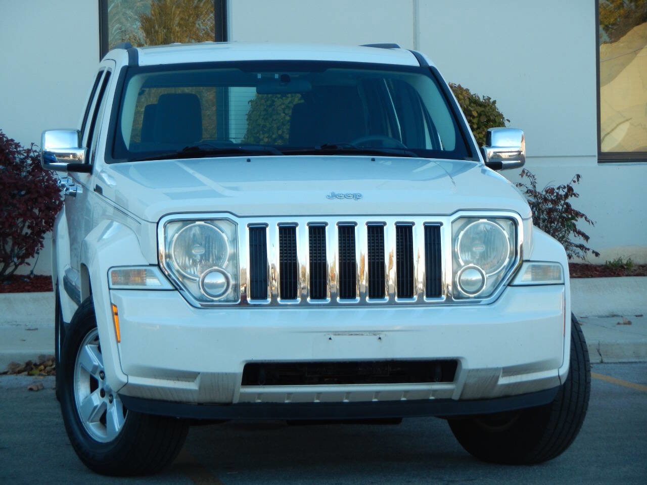 Used 2009 Jeep Liberty Sport w/ Skid Plate Group image 5