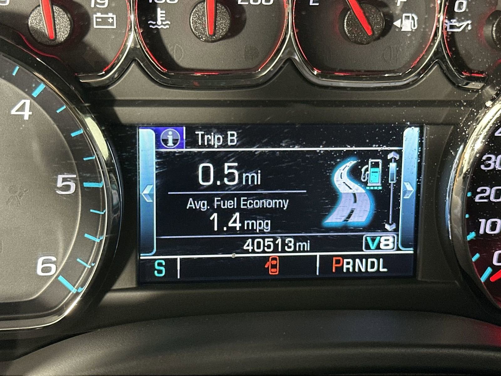Used 2020 Chevrolet Suburban LT RWD image 15