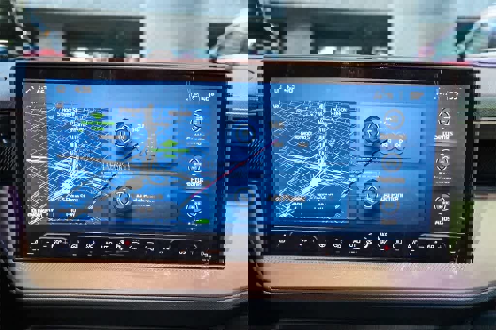 New 2025 Ford Maverick Lariat w/ Black Appearance Package image 14