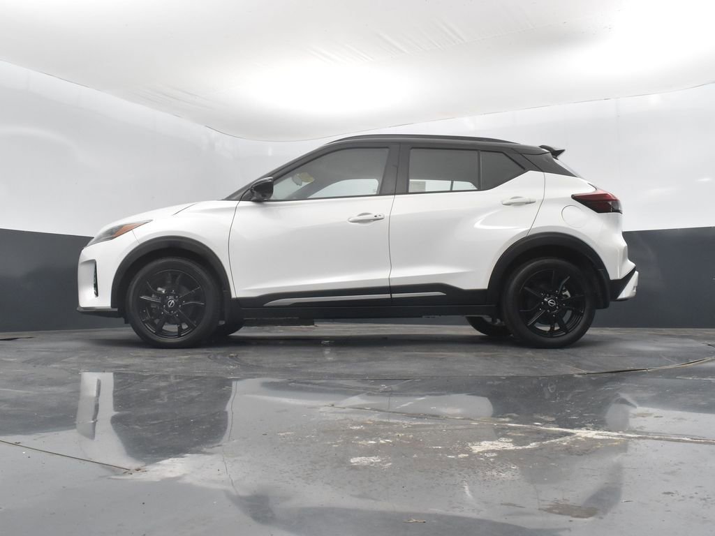 Used 2023 Nissan Kicks SR w/ SR Premium Package image 49