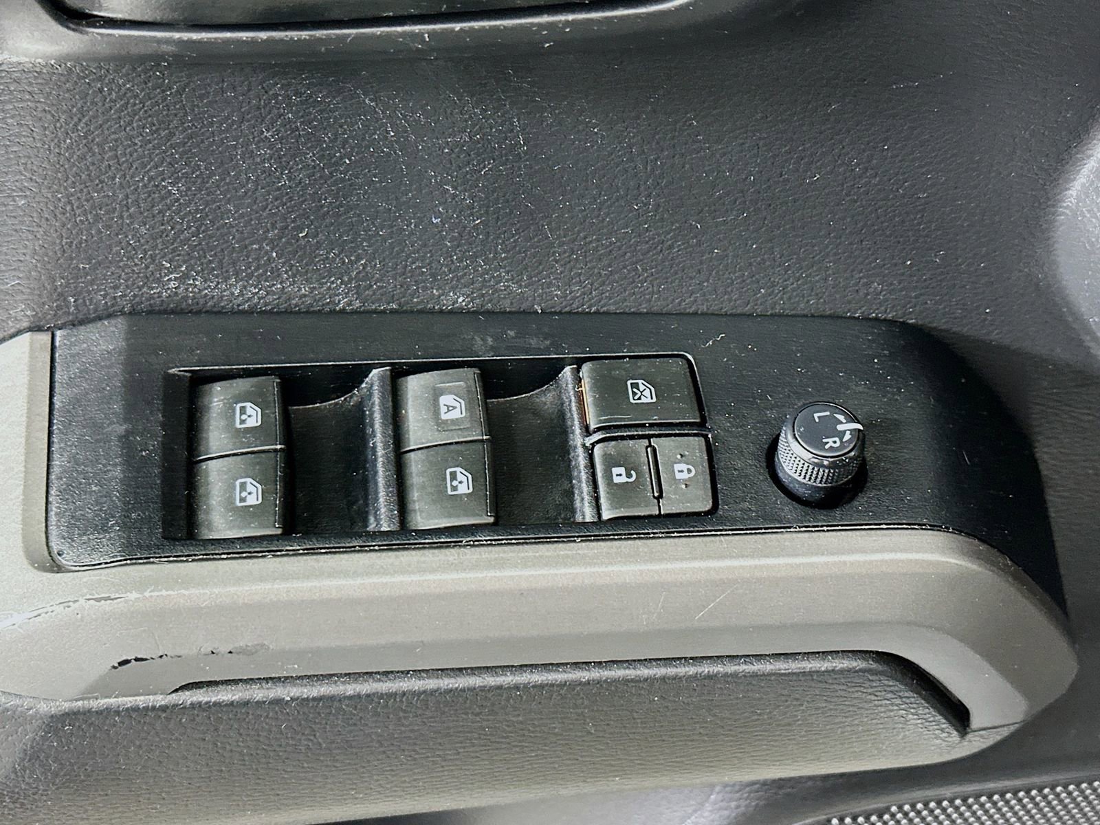 Certified 2022 Toyota Tacoma SR5 w/ Technology Package image 18