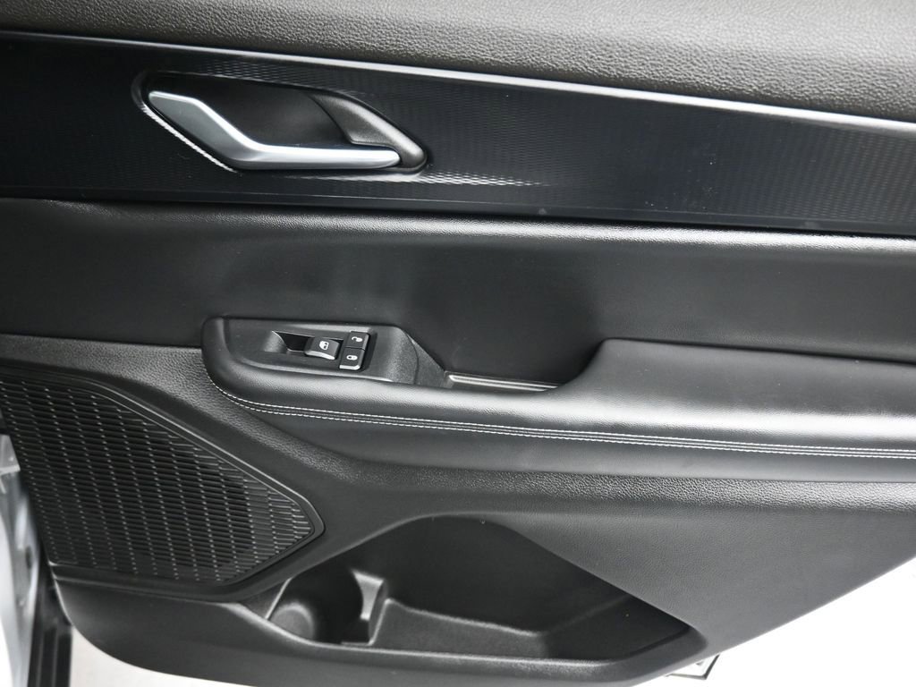 Used 2023 Jeep Grand Cherokee L Laredo AWD/4WD image 44