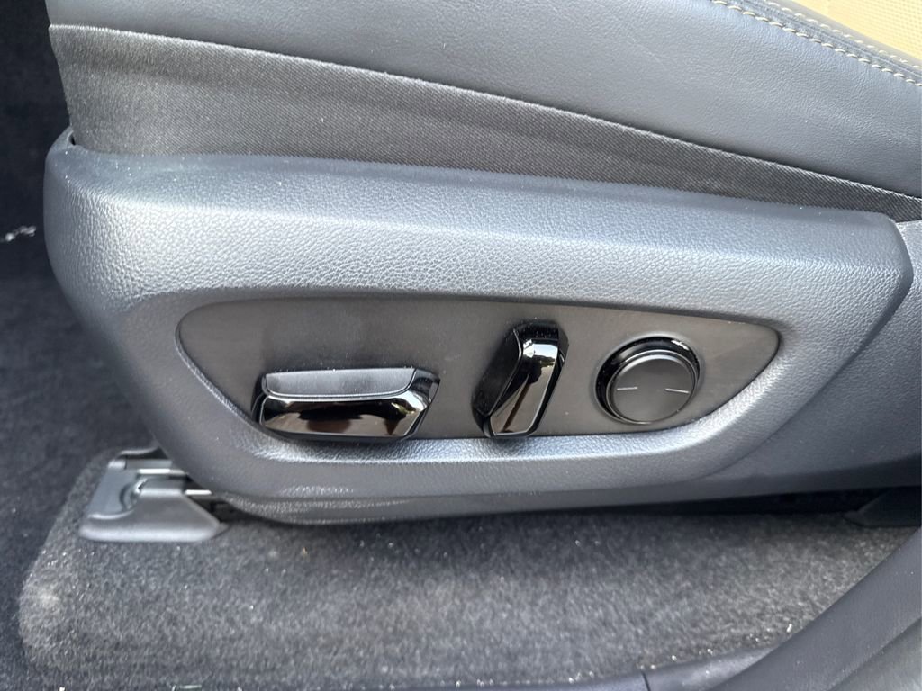 Used 2024 Lexus GX 550 550 Overtrail image 43