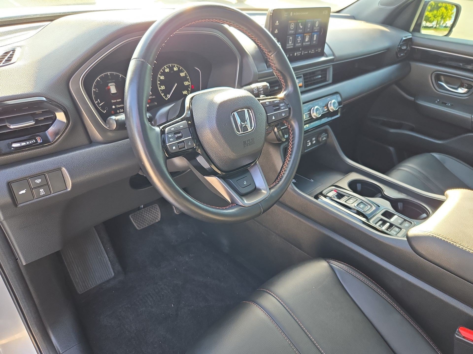 Used 2024 Honda Pilot TrailSport image 12