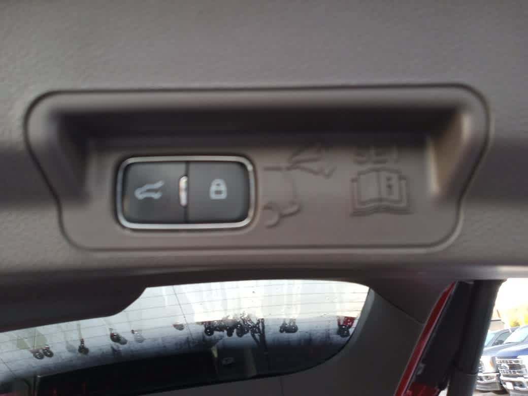 Used 2020 Ford Explorer Platinum AWD/4WD image 29