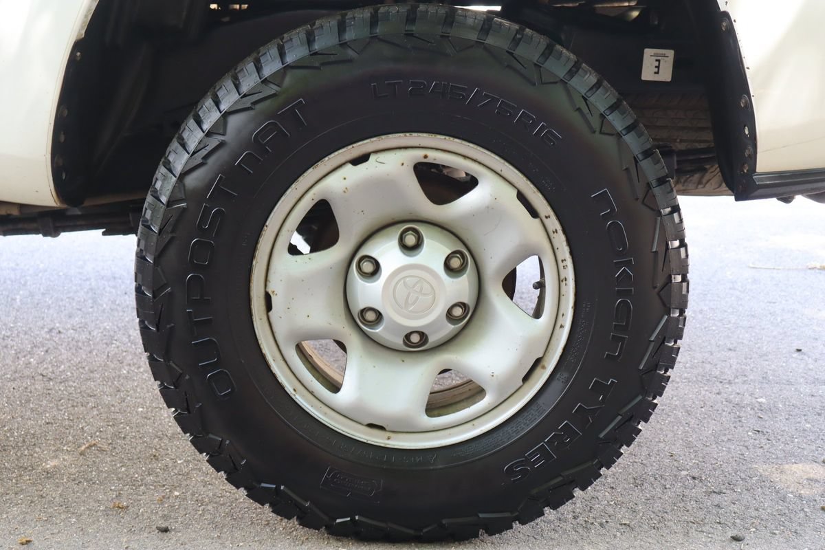 Used 2016 Toyota Tacoma SR AWD/4WD image 37