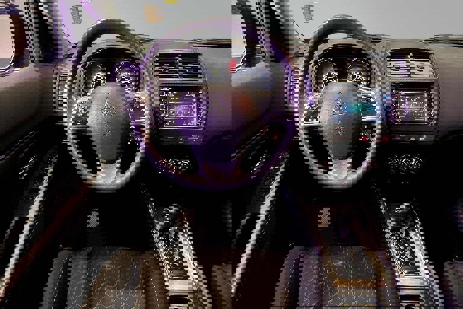 Used 2025 Mitsubishi Outlander Sport AWD image 8