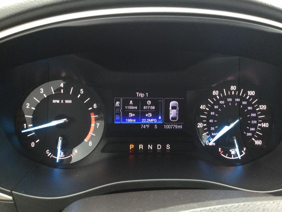 Used 2014 Ford Fusion SE image 18