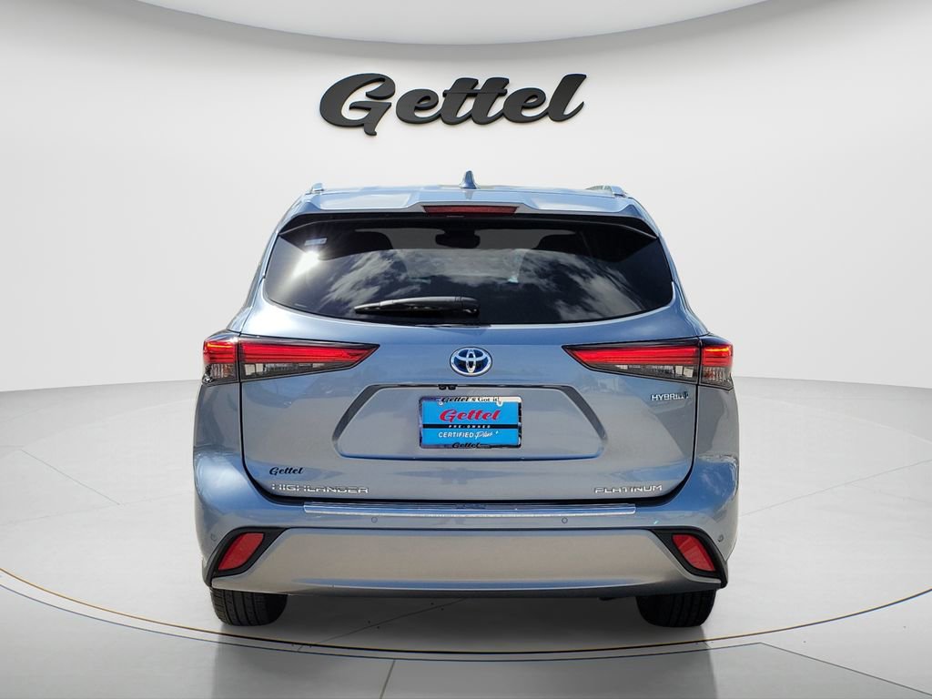 Used 2022 Toyota Highlander Platinum FWD image 5