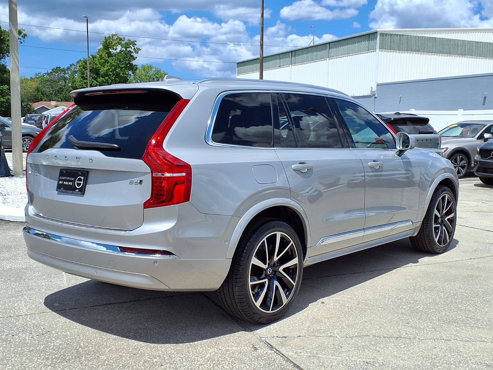 Certified 2023 Volvo XC90 B6 Plus w/ Protection Package Premier AWD/4WD image 7