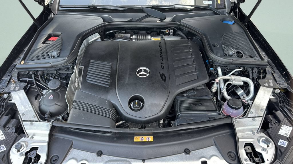 Used 2023 Mercedes-Benz E 450 Cabriolet image 25