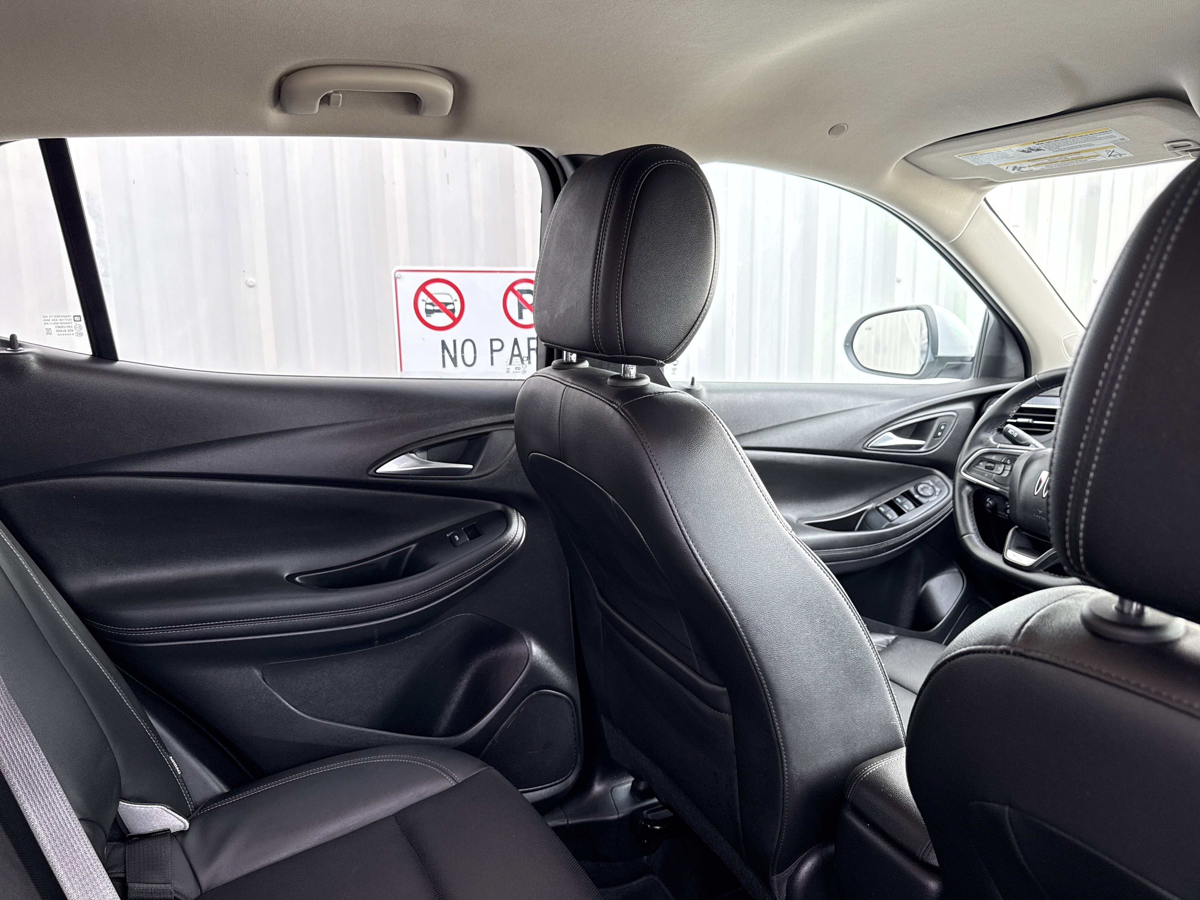 Used 2024 Buick Encore GX Sport Touring image 50