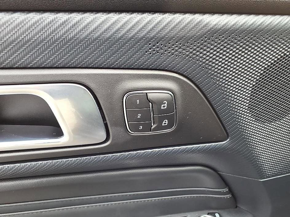 Used 2024 Ford Mustang GT Premium image 18